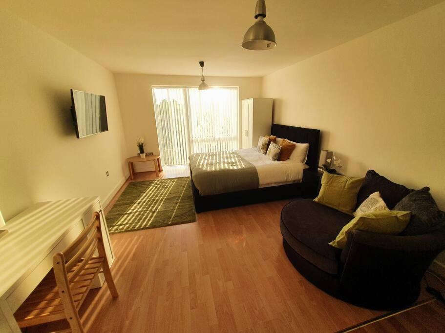 Contemporary Modern Studio Apartment - City Centre Birmingham Ngoại thất bức ảnh